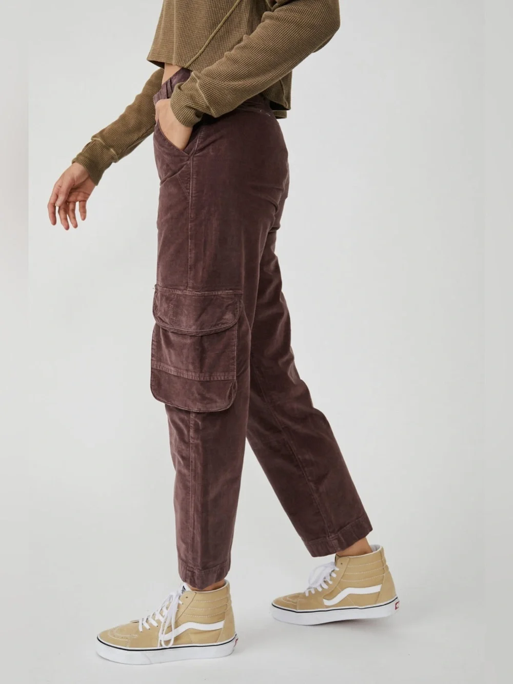 Free People Hard Crushin Plush Cargo Pants Chocolate Merlot Ankle Bottoms Brown
